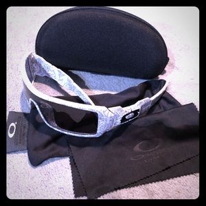 Oakley oil rig, (authentic)